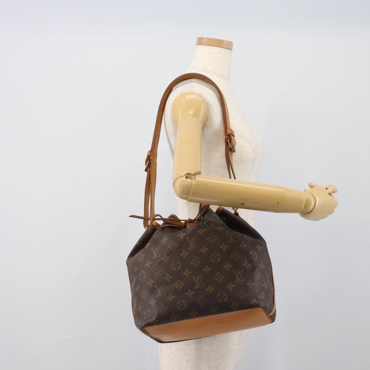 LOUIS VUITTON Monogram Petit Noe Petit Noe Shoulder Bag M42226 LV Auth 187843