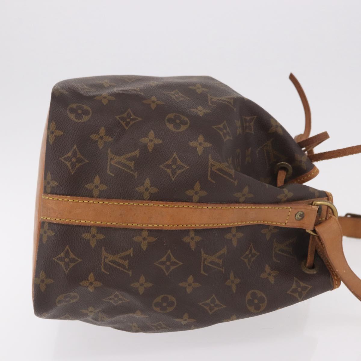 LOUIS VUITTON Monogram Petit Noe Shoulder Bag M42226 LV Auth 187943