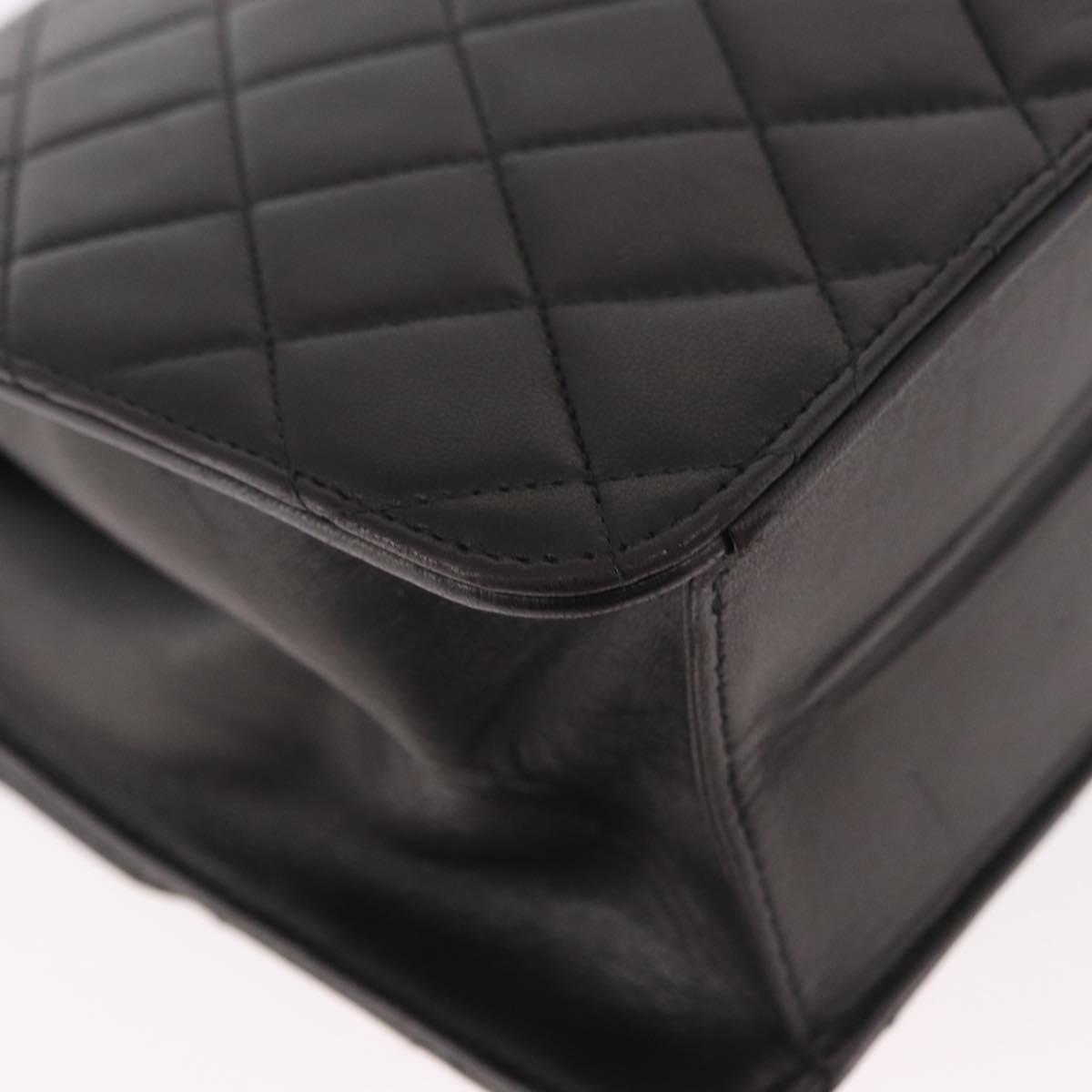 CHANEL Matelasse Lamb Skin Chain Shoulder Bag Black Gold CC Auth 187988M
