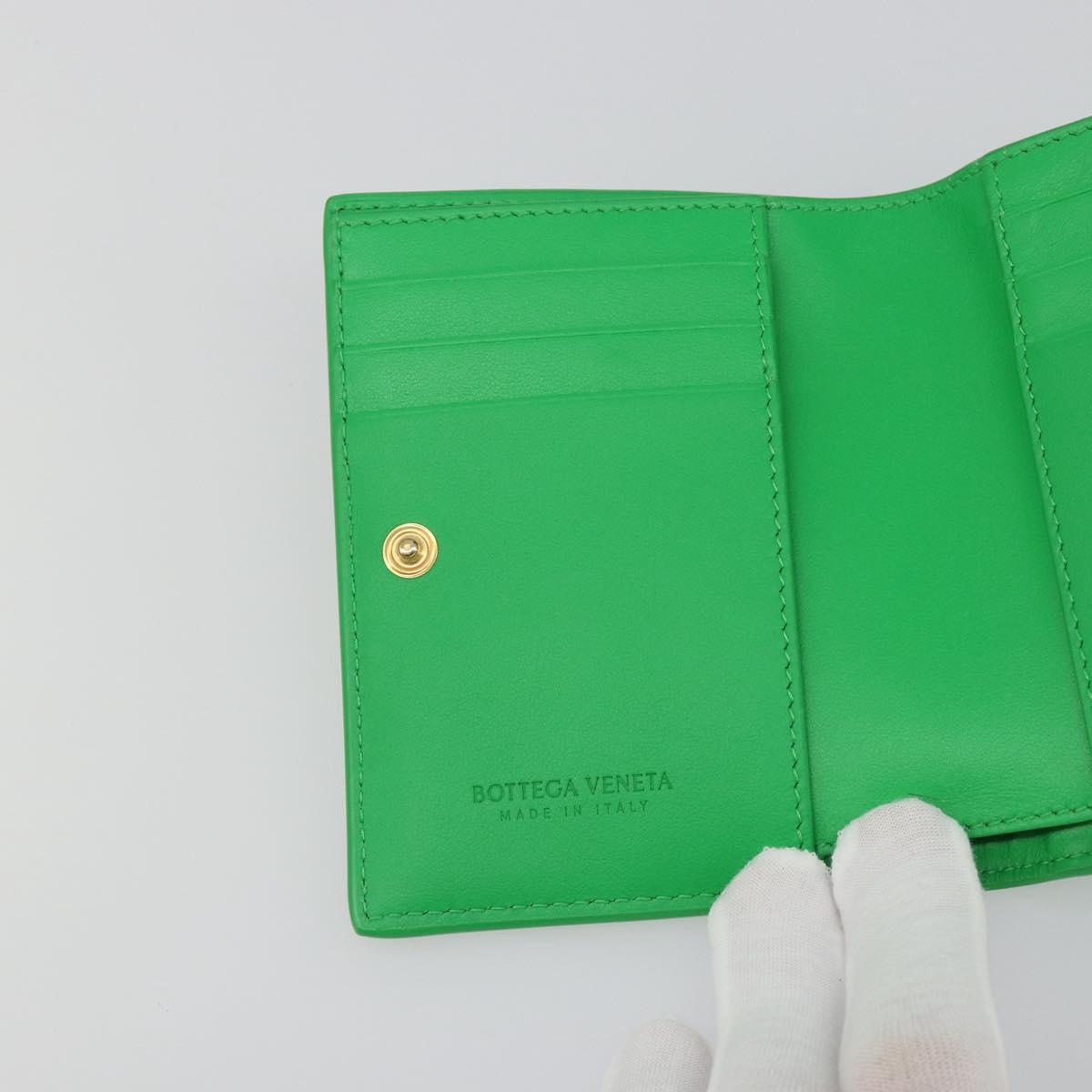 BOTTEGA VENETA MAXI INTRECCIATO Cassette Wallet Leather Green Auth 188052A