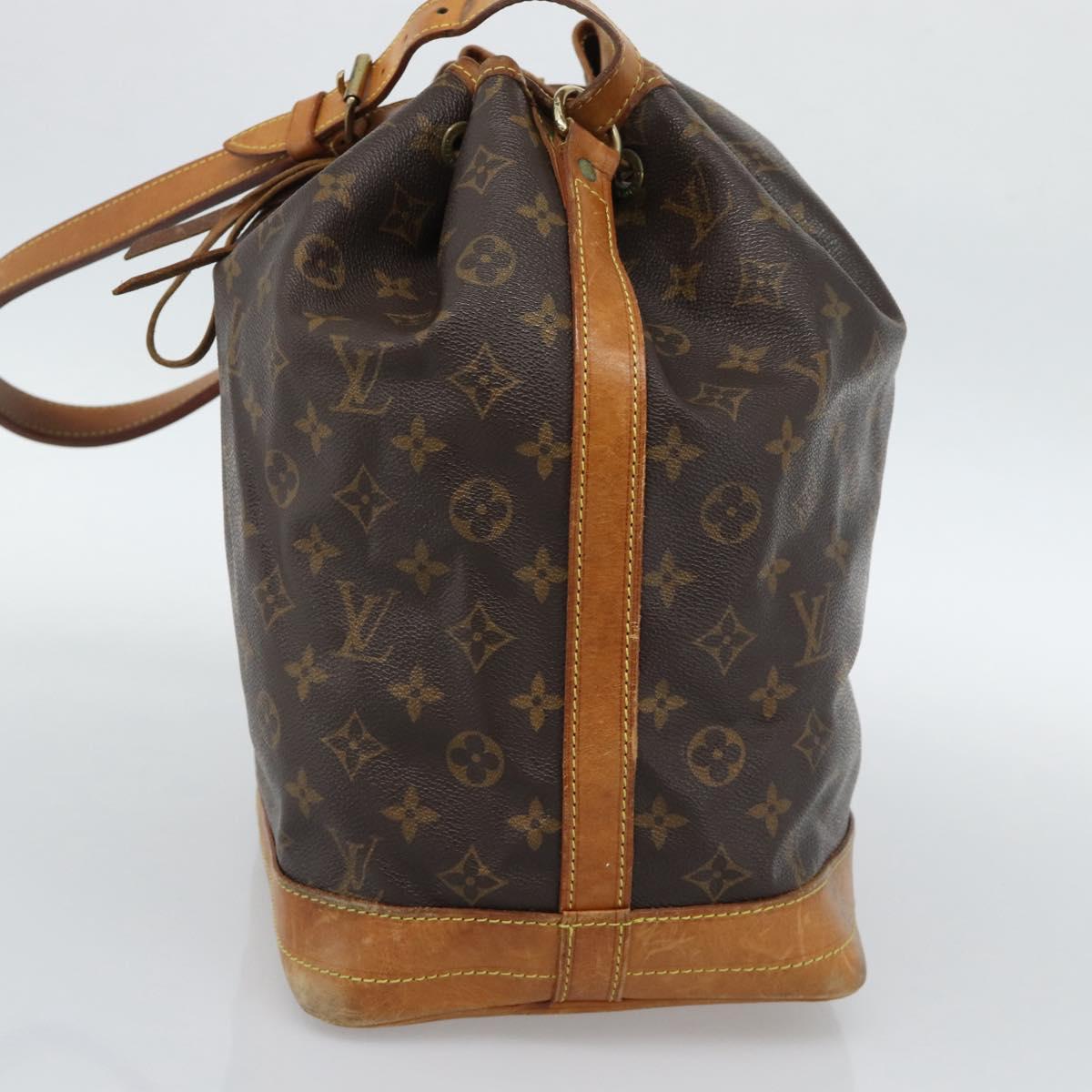 LOUIS VUITTON Monogram Noe Shoulder Bag M42224 LV Auth 188059