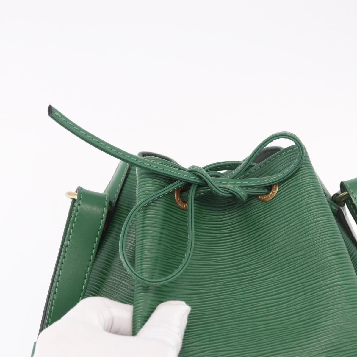 LOUIS VUITTON Epi Petit Noe Shoulder Bag Green M44104 LV Auth 188094A