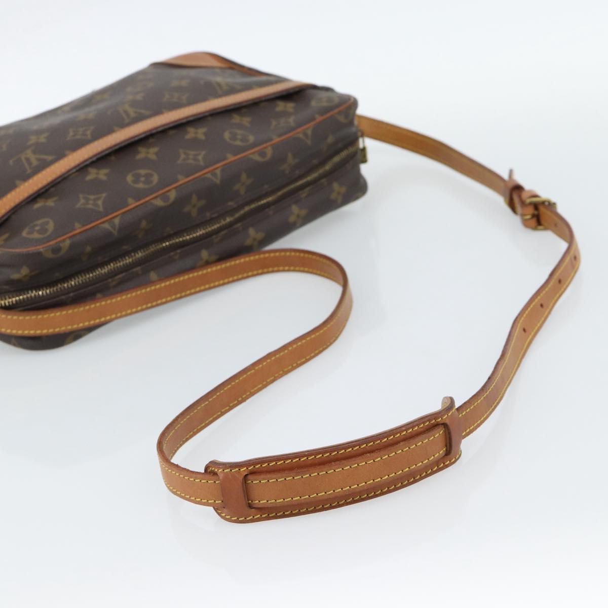 LOUIS VUITTON Monogram Trocadero 30 Shoulder Bag M51272 LV Auth 188249