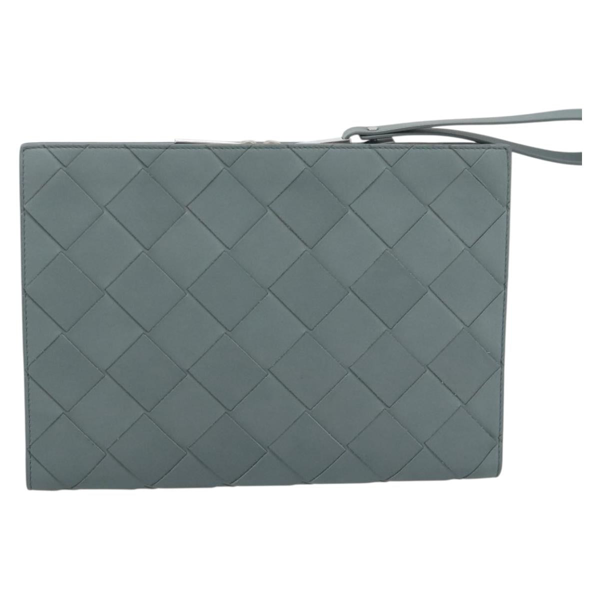 BOTTEGA VENETA MAXI INTRECCIATO Clutch Bag Leather Gray Silver Auth 188287A
