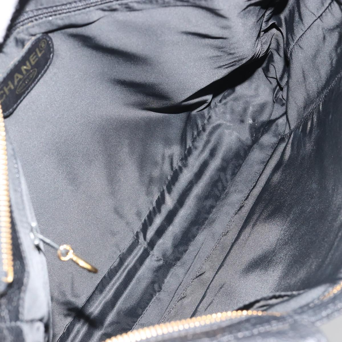 CHANEL Tote Bag Caviar Skin Black Gold CC Auth 188330A