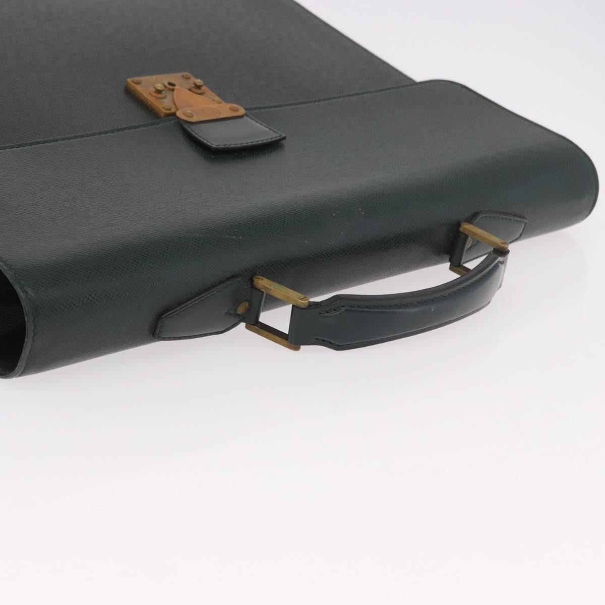 LOUIS VUITTON Taiga Robusto 2 Hand Bag Epicea M3104P LV Auth 188346