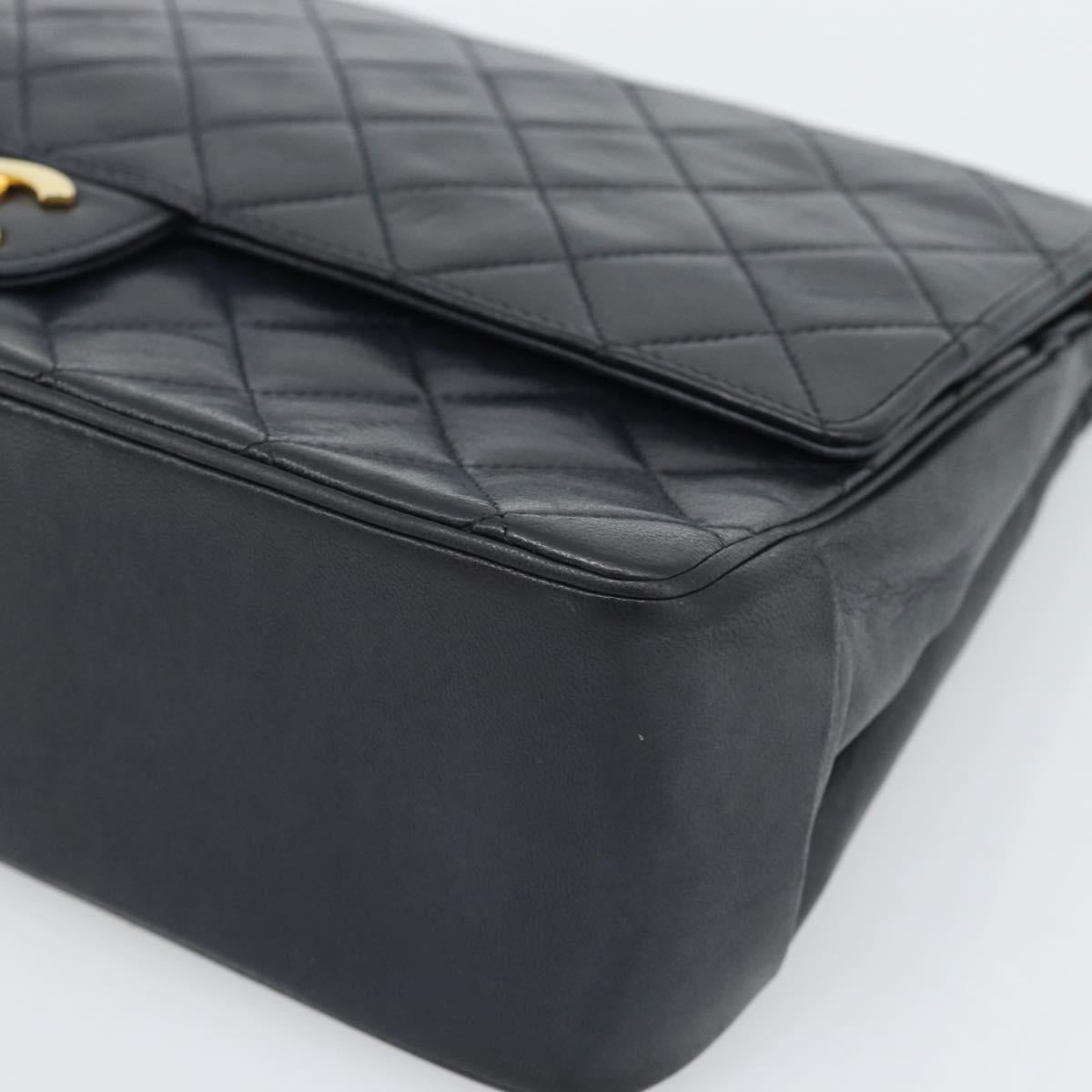 CHANEL Double Flap 25 Matelasse Chain Bag Lamb Skin Navy Gold CC Auth 188549SAV