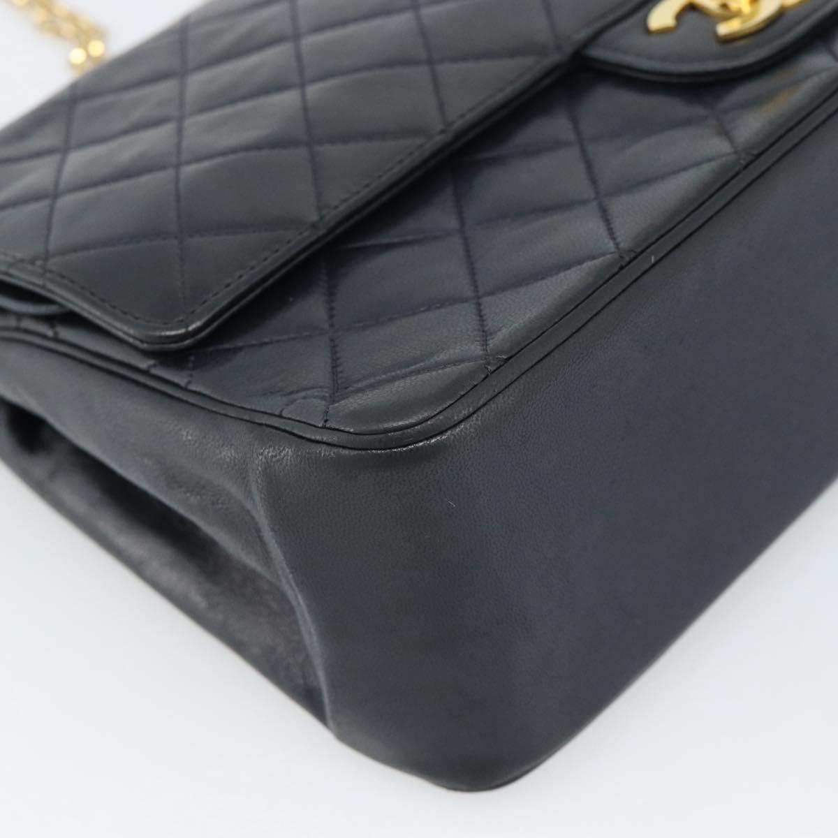 CHANEL Double Flap 25 Matelasse Chain Bag Lamb Skin Navy Gold CC Auth 188549SAV