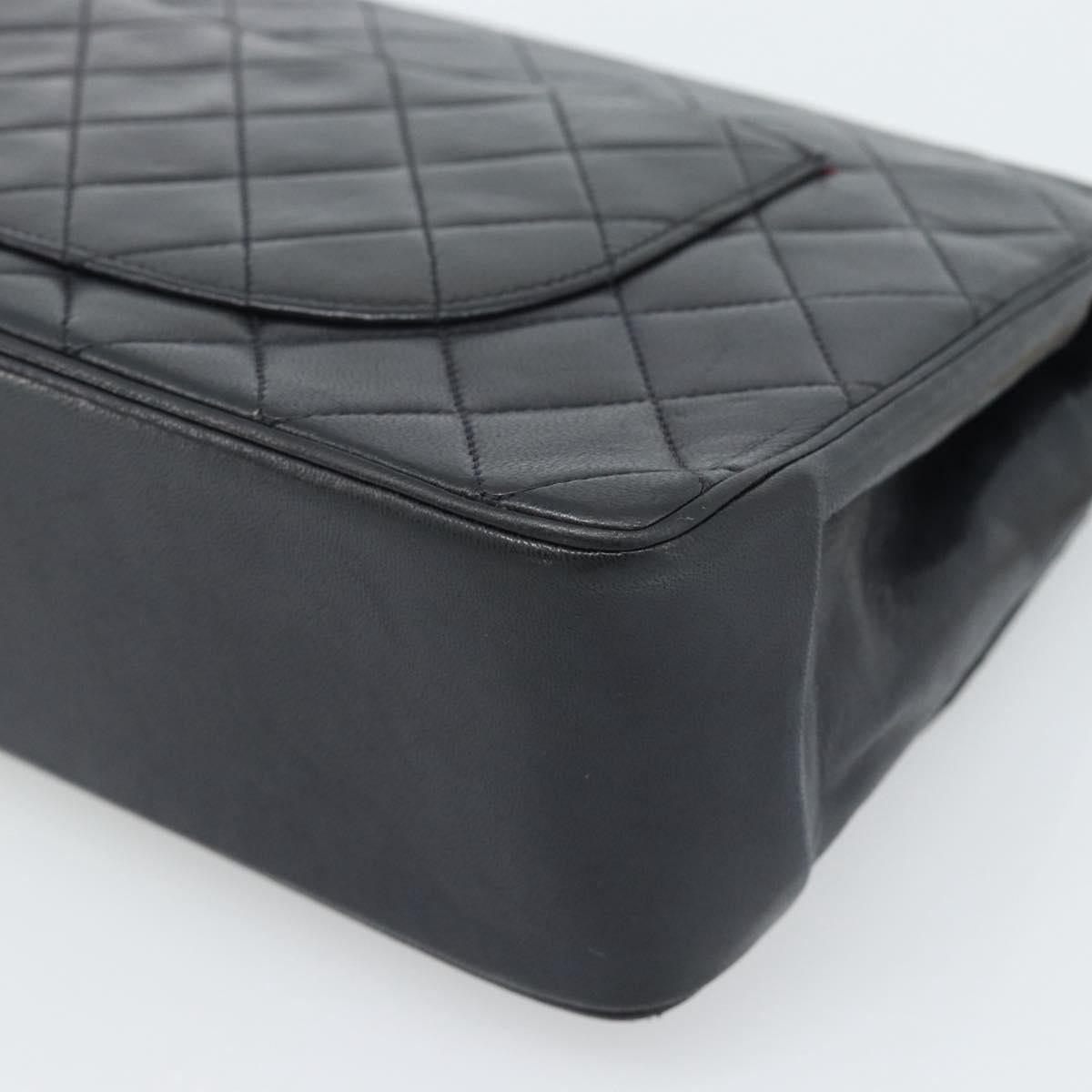 CHANEL Double Flap 25 Matelasse Chain Bag Lamb Skin Navy Gold CC Auth 188549SAV