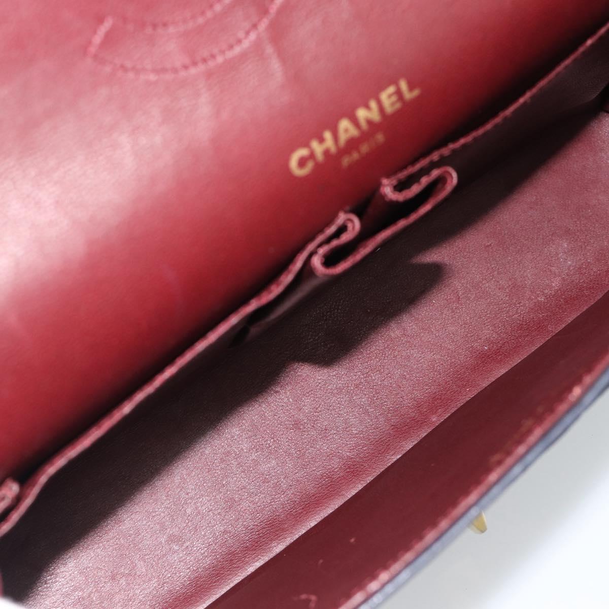 CHANEL Double Flap 25 Matelasse Chain Bag Lamb Skin Navy Gold CC Auth 188549SAV