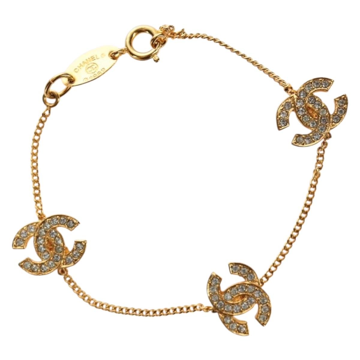 CHANEL Bracelet metal Gold Tone CC Auth 188632M