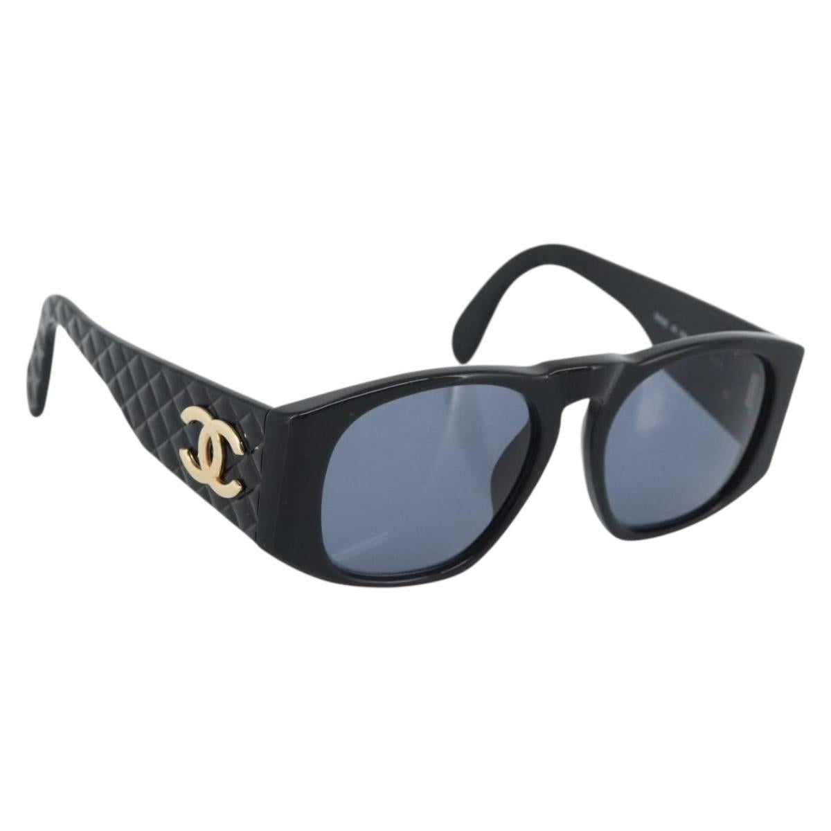 CHANEL COCO Mark Sunglasses plastic Black CC Auth 188635M