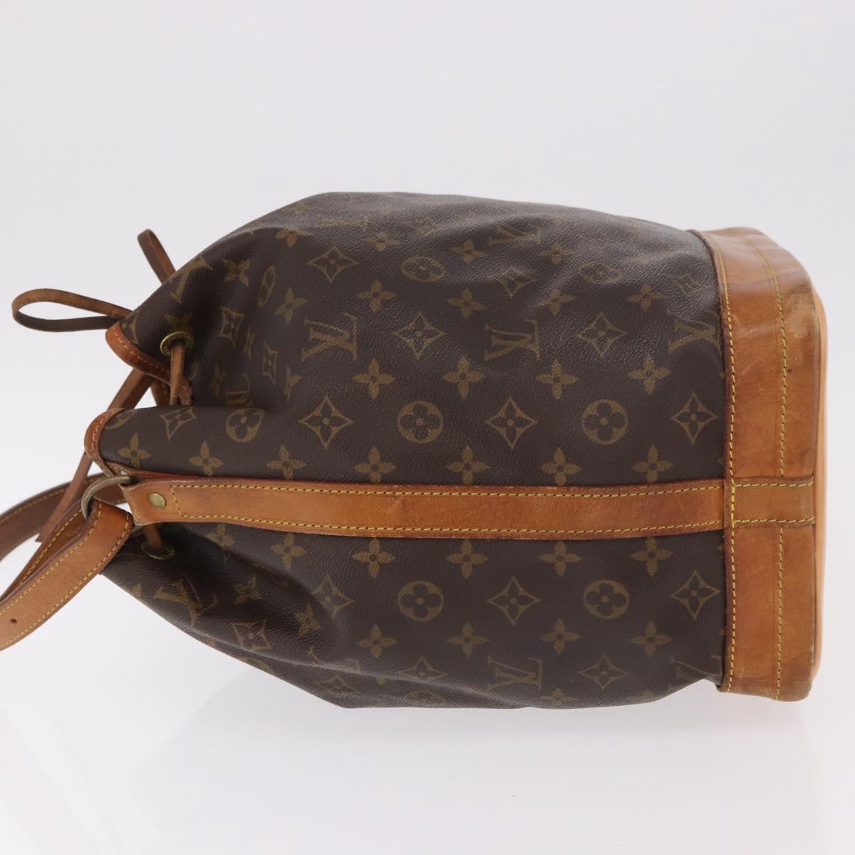 LOUIS VUITTON Monogram Noe Shoulder Bag M42224 LV Auth 188836