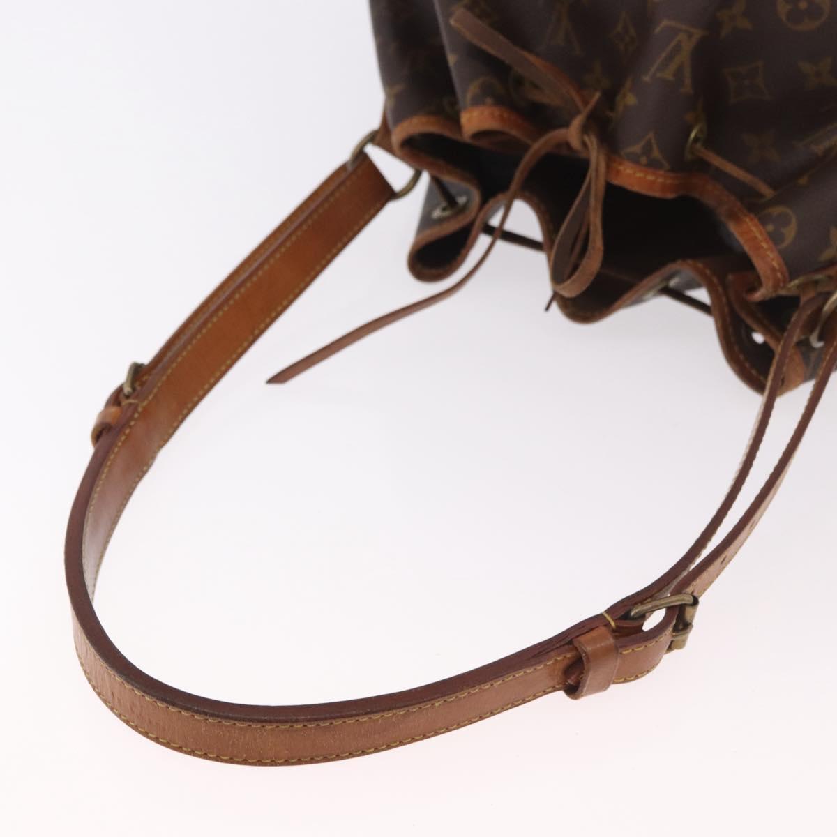 LOUIS VUITTON Monogram Noe Shoulder Bag M42224 LV Auth 188836