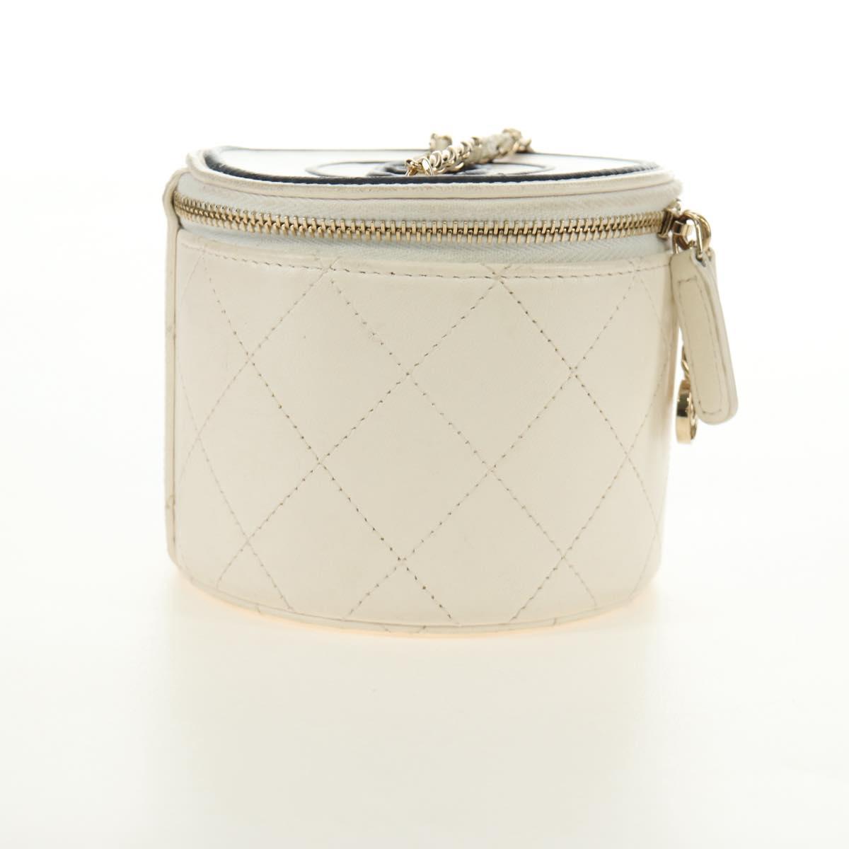 CHANEL Matelasse Chain Vanity Bag Lamb Skin White Gold CC Auth 188894SAM