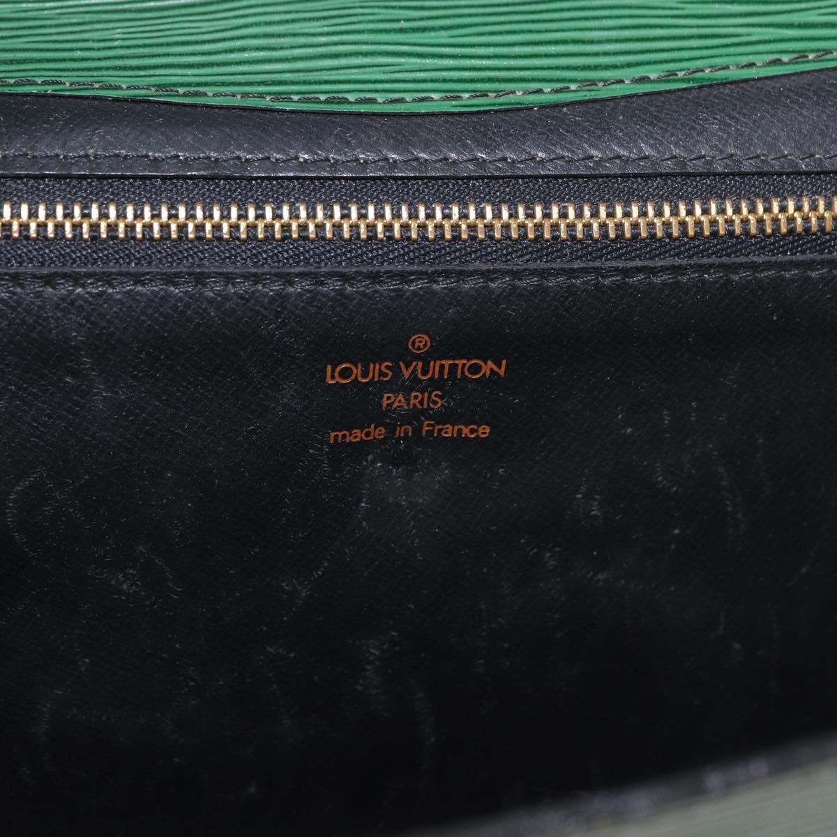LOUIS VUITTON Epi Montaigne 27 Clutch Bag Green M52654 LV Auth 188920