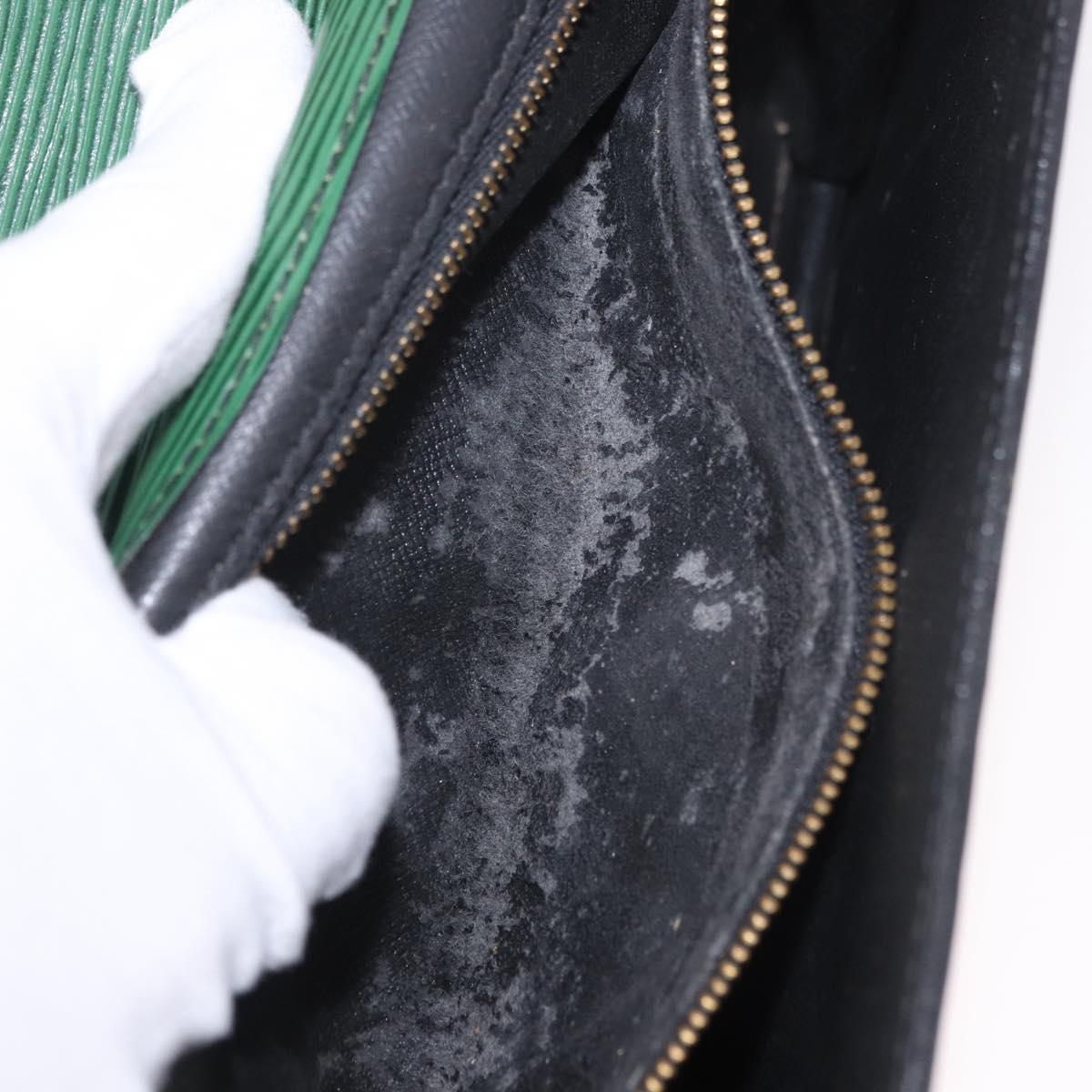 LOUIS VUITTON Epi Montaigne 27 Clutch Bag Green M52654 LV Auth 188920