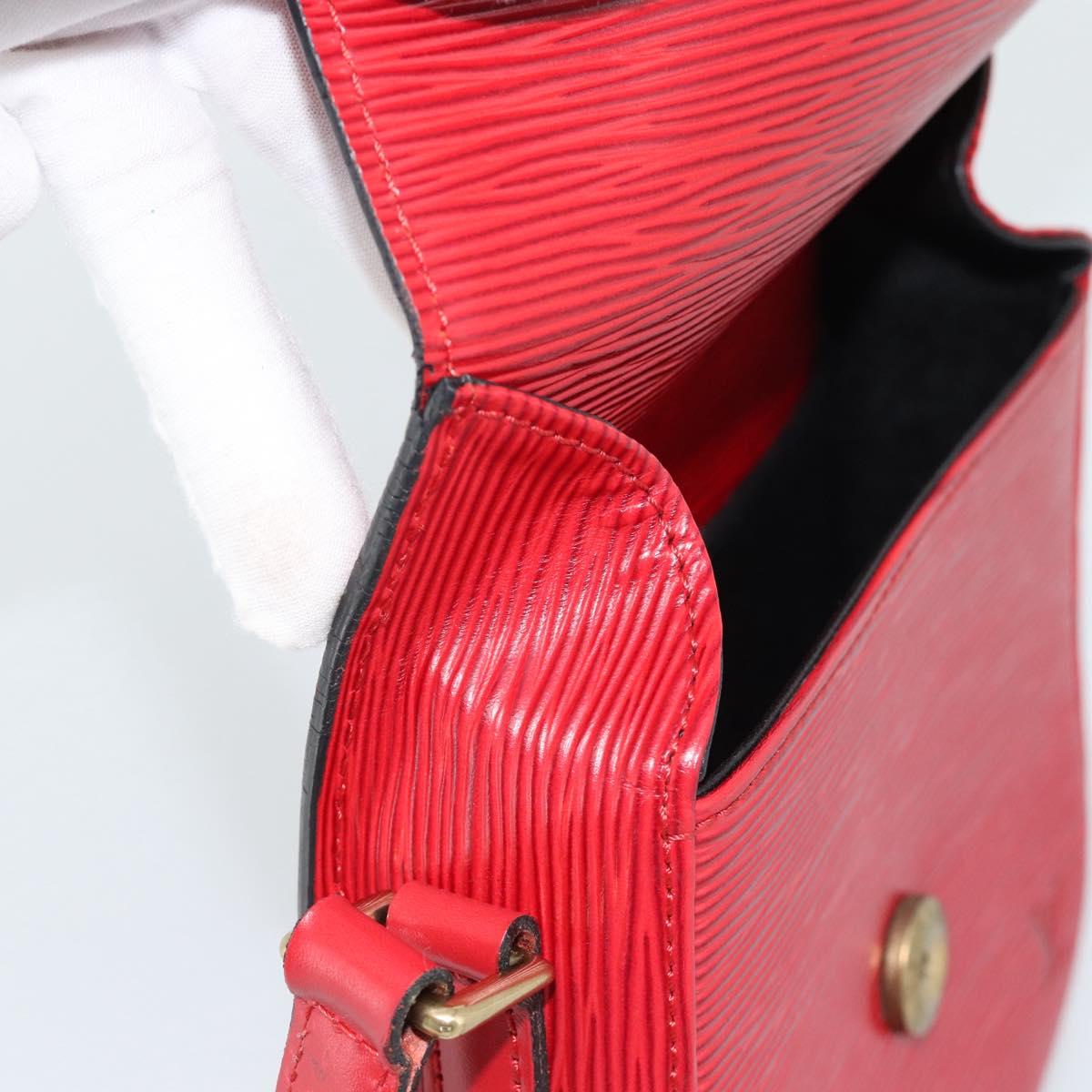 LOUIS VUITTON Epi Saint Cloud PM Shoulder Bag Red M52217 LV Auth 188998A