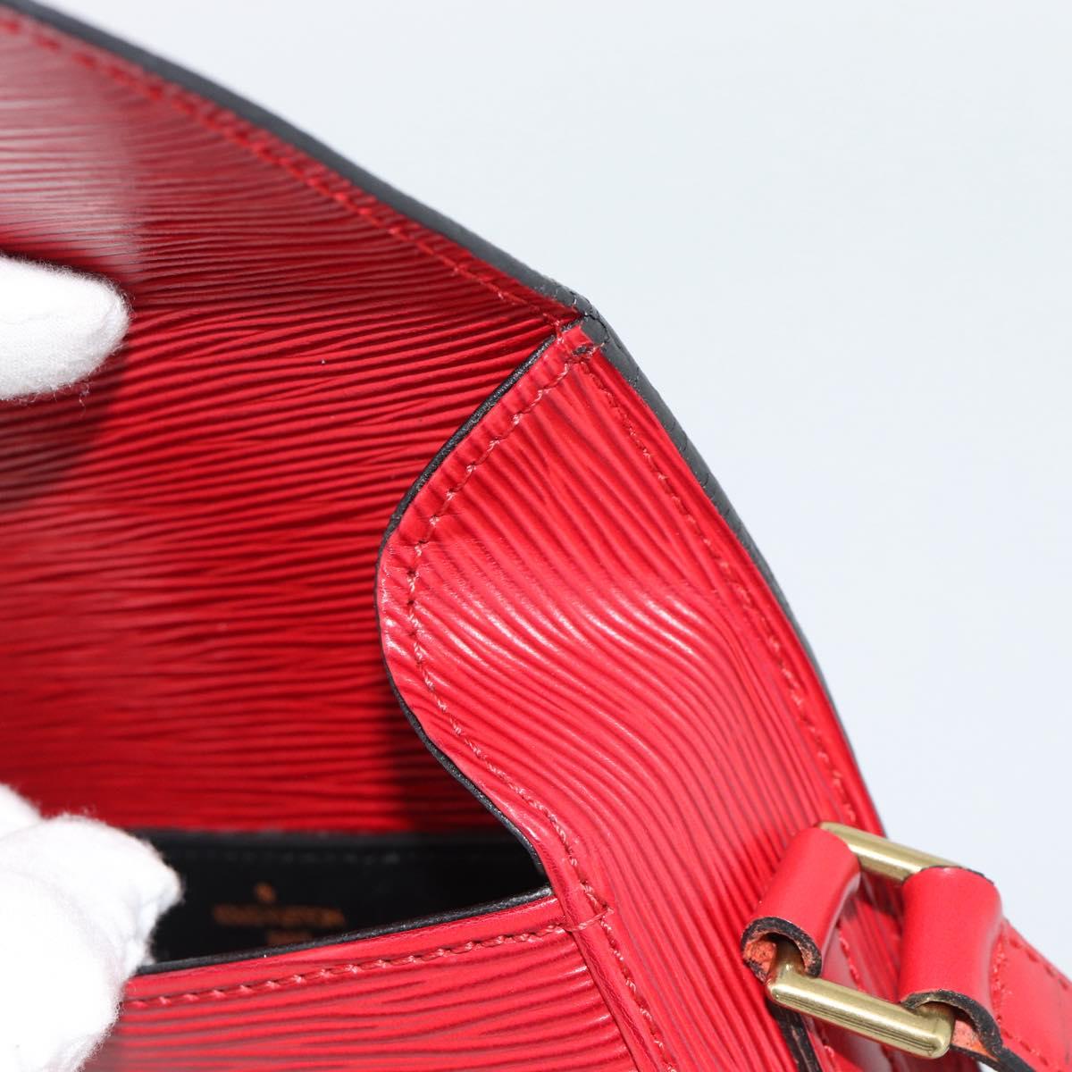 LOUIS VUITTON Epi Saint Cloud PM Shoulder Bag Red M52217 LV Auth 188998A