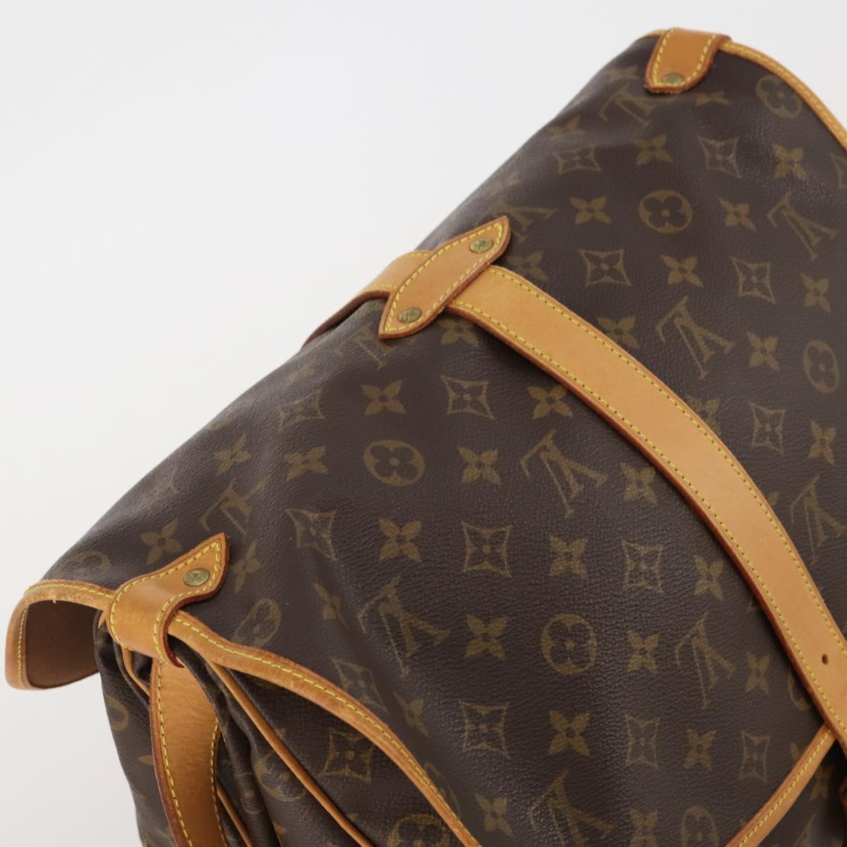 LOUIS VUITTON Monogram Saumur 35 Shoulder Bag M42254 LV Auth 189010A