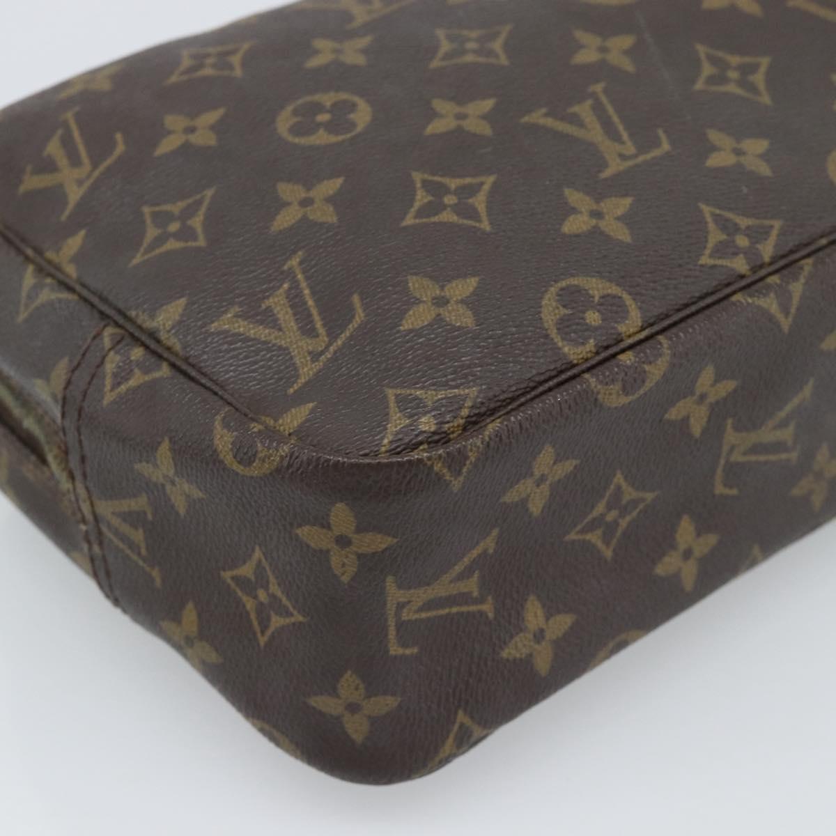 LOUIS VUITTON Monogram Trousse Toilette 28 Clutch Bag M47522 LV Auth 189018