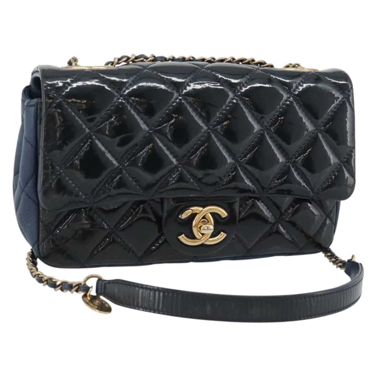 CHANEL Matelasse 21 Chain Bag Patent leather Navy Black CC Auth 189233SAM
