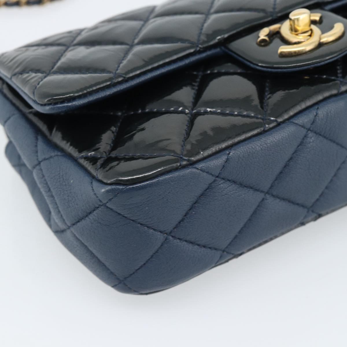 CHANEL Matelasse 21 Chain Bag Patent leather Navy Black CC Auth 189233SAM