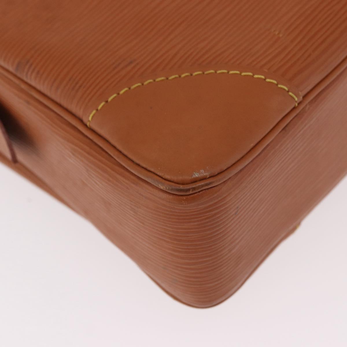 LOUIS VUITTON Epi Porte Documents Voyage Zipangu Gold M54478 Auth 189287