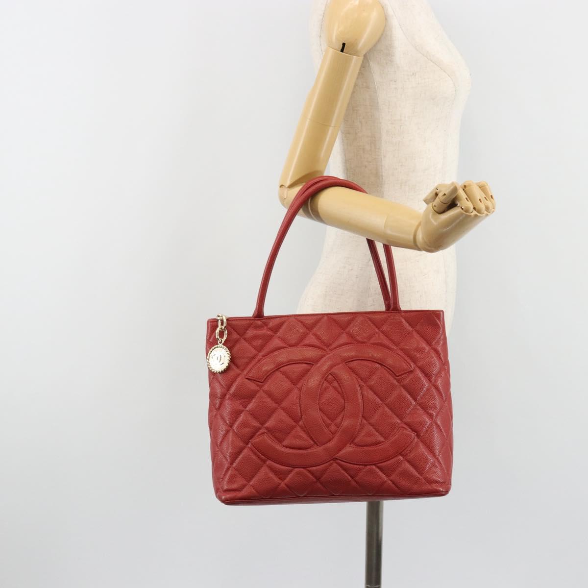 CHANEL Matelasse Reprint Tote Bag Caviar Skin Red CC Auth 189312SAV