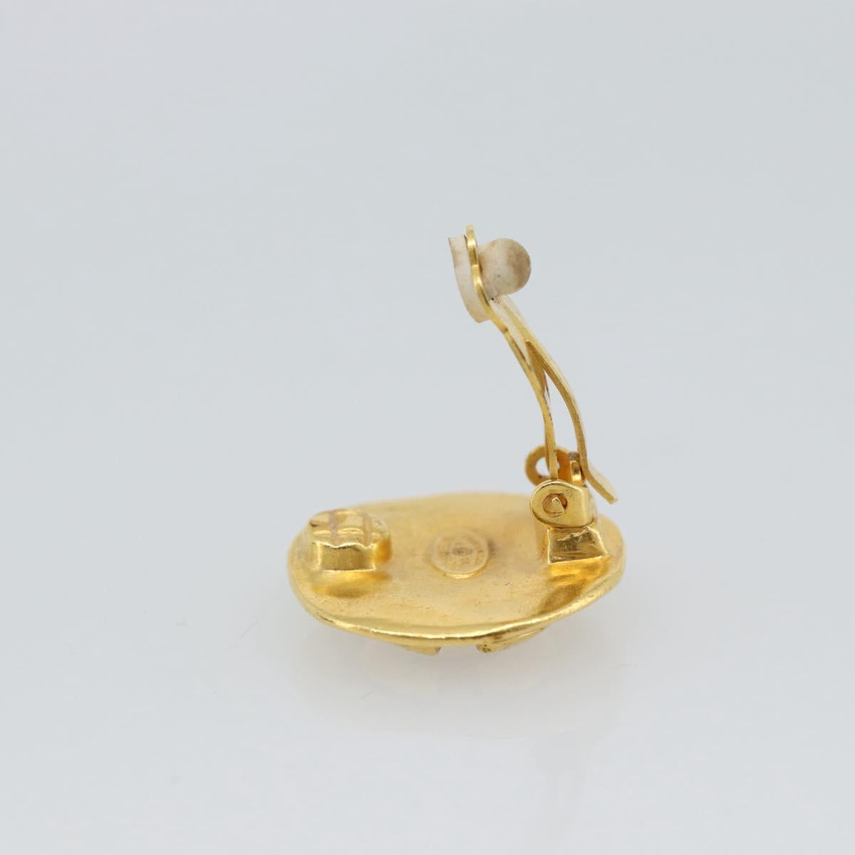 CHANEL Earring Metal Gold Tone CC Auth 189409