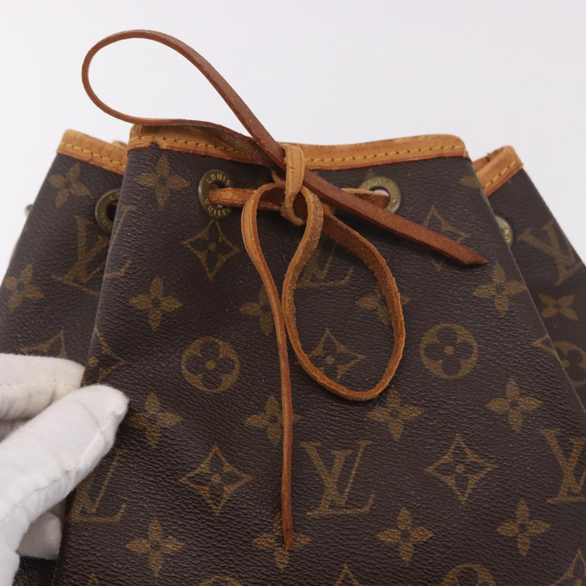LOUIS VUITTON Monogram Petit Noe Shoulder Bag M42226 LV Auth 189525