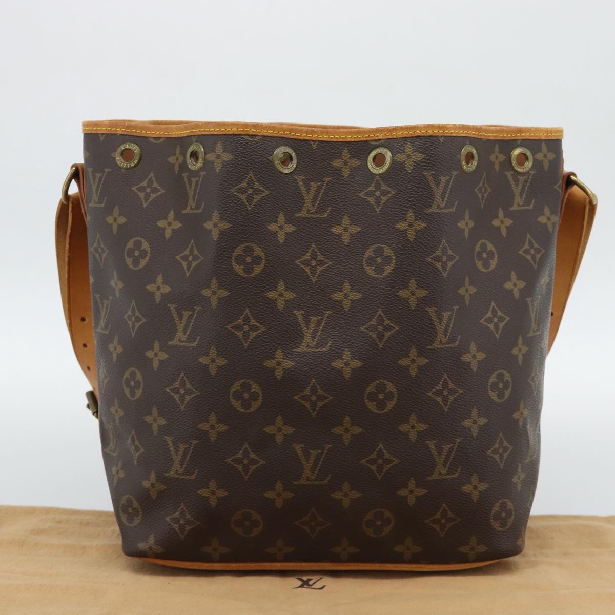LOUIS VUITTON Monogram Petit Noe Shoulder Bag M42226 LV Auth 189528