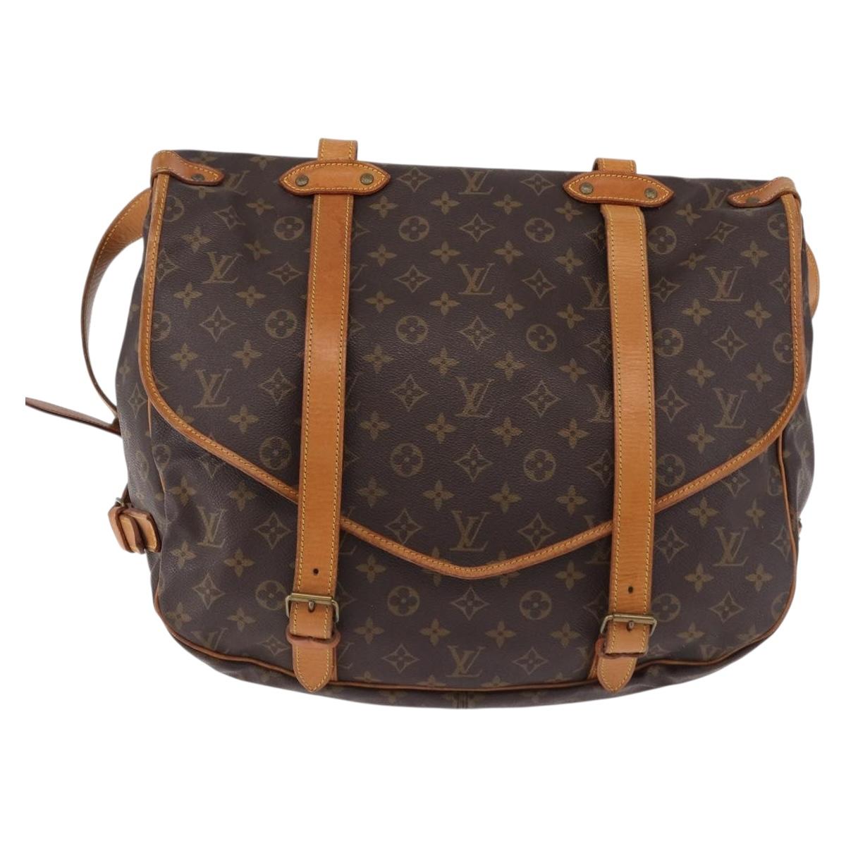 LOUIS VUITTON Monogram Saumur 43 Shoulder Bag M42252 LV Auth 189607