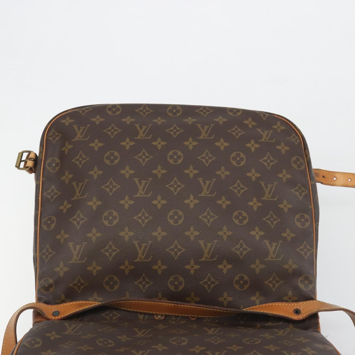 LOUIS VUITTON Monogram Saumur 35 Shoulder Bag M42254 LV Auth 189628