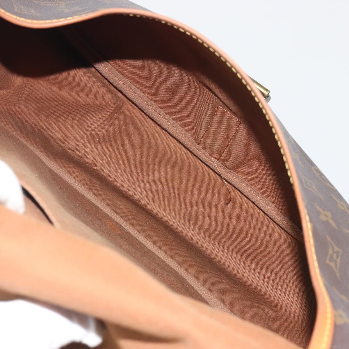 LOUIS VUITTON Monogram Saumur 35 Shoulder Bag M42254 LV Auth 189628