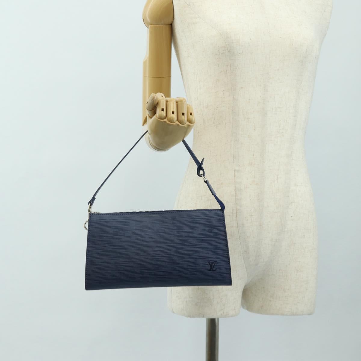 LOUIS VUITTON Epi Pochette Accessoires Pouch Blue M52945 LV Auth 189654V
