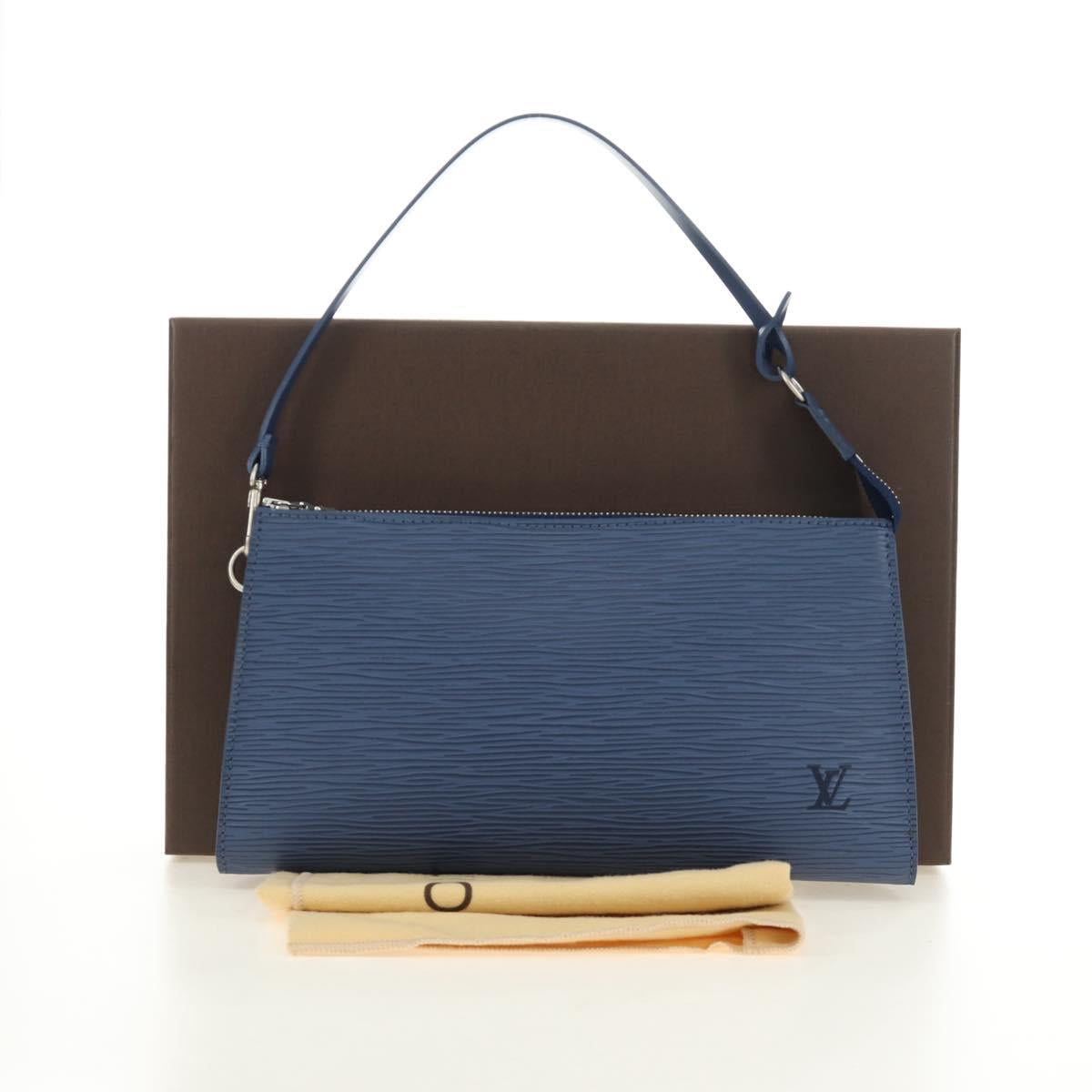 LOUIS VUITTON Epi Pochette Accessoires Pouch Blue M52945 LV Auth 189654V