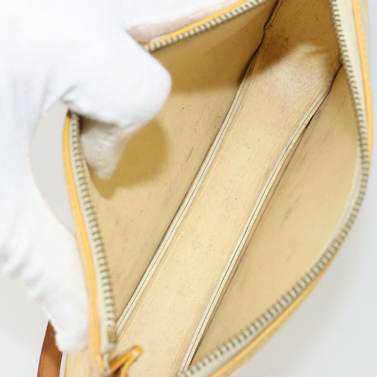 LOUIS VUITTON Monogram Vernis Lexington Pouch Lime Yellow M91058 LV Auth 189688