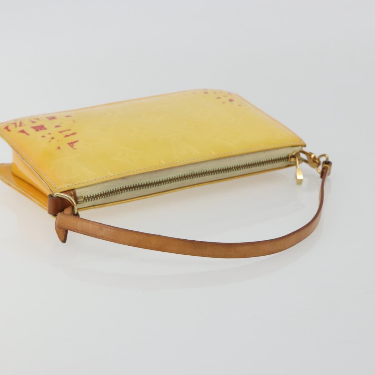 LOUIS VUITTON Monogram Vernis Lexington Pouch Lime Yellow M91058 LV Auth 189688