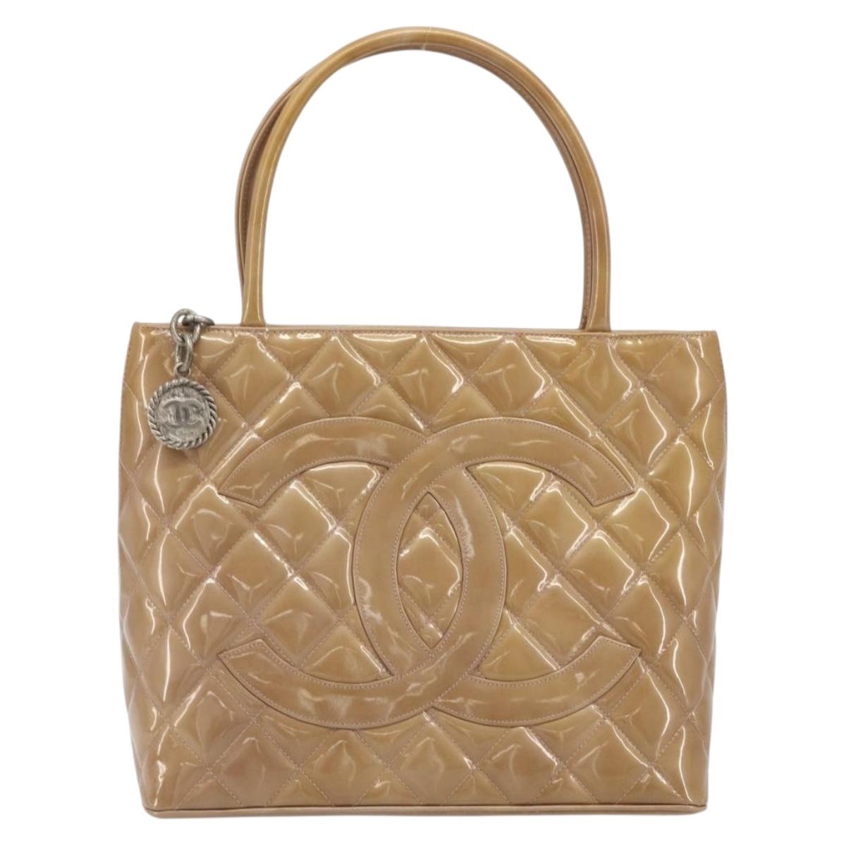 CHANEL Matelasse Reprint Tote Bag Patent leather Beige CC Auth 189771M