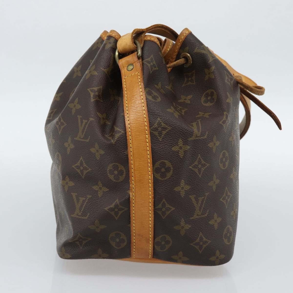 LOUIS VUITTON Monogram Petit Noe Shoulder Bag M42226 LV Auth 189793A