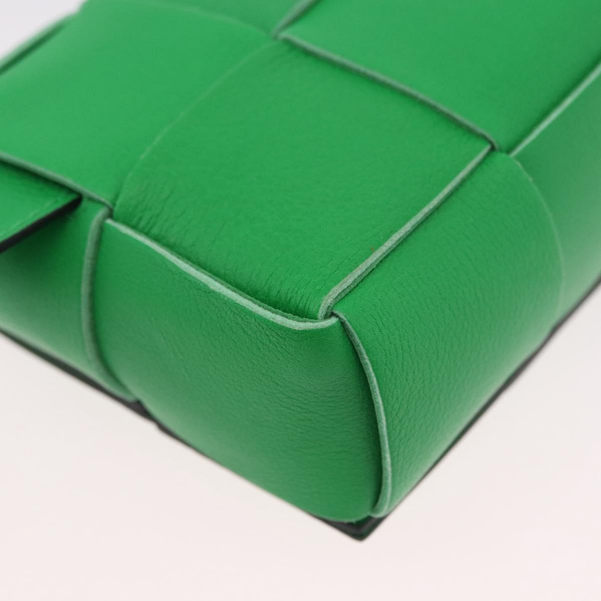 BOTTEGA VENETA MAXI INTRECCIATO Cassette Waist bag Leather Green Auth