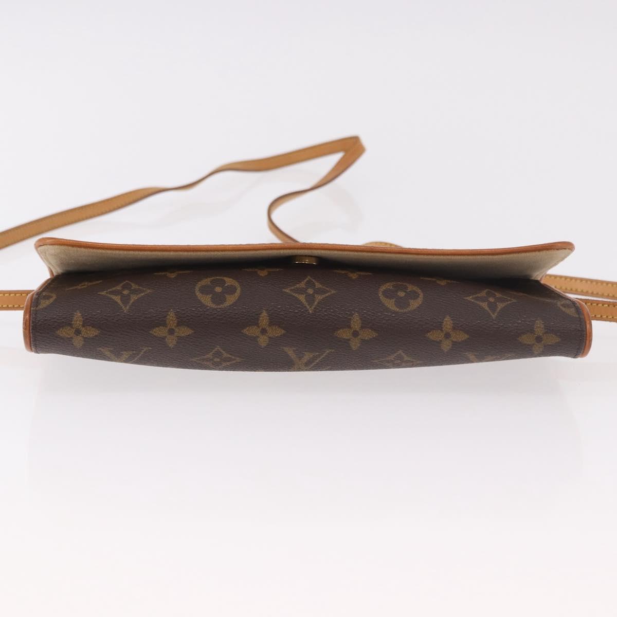 LOUIS VUITTON Monogram Pochette Twin GM Shoulder Bag M51852 LV Auth 189895A