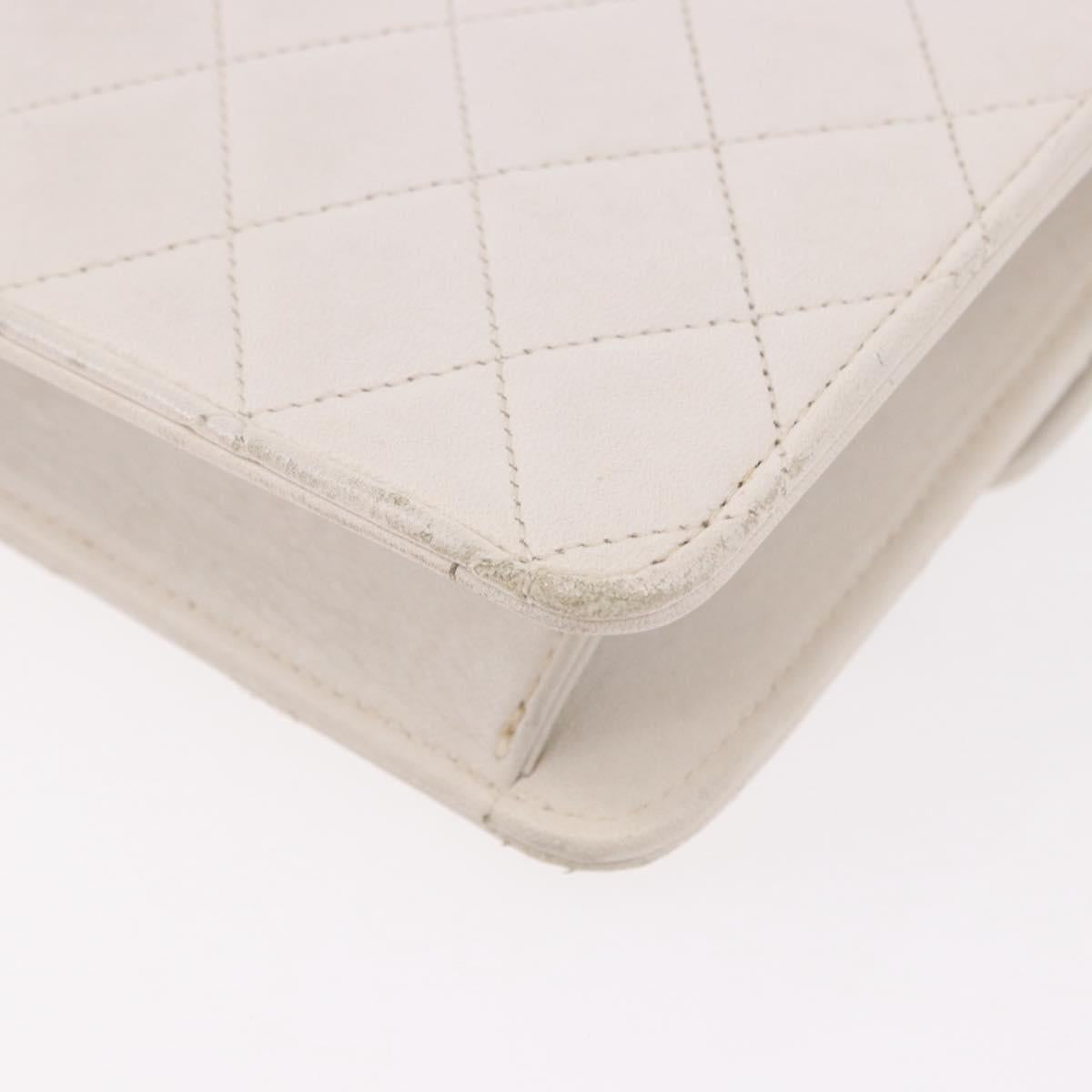 CHANEL Double Turn Lock Matelasse Chain Bag Lamb Skin White CC Auth 190079SAV