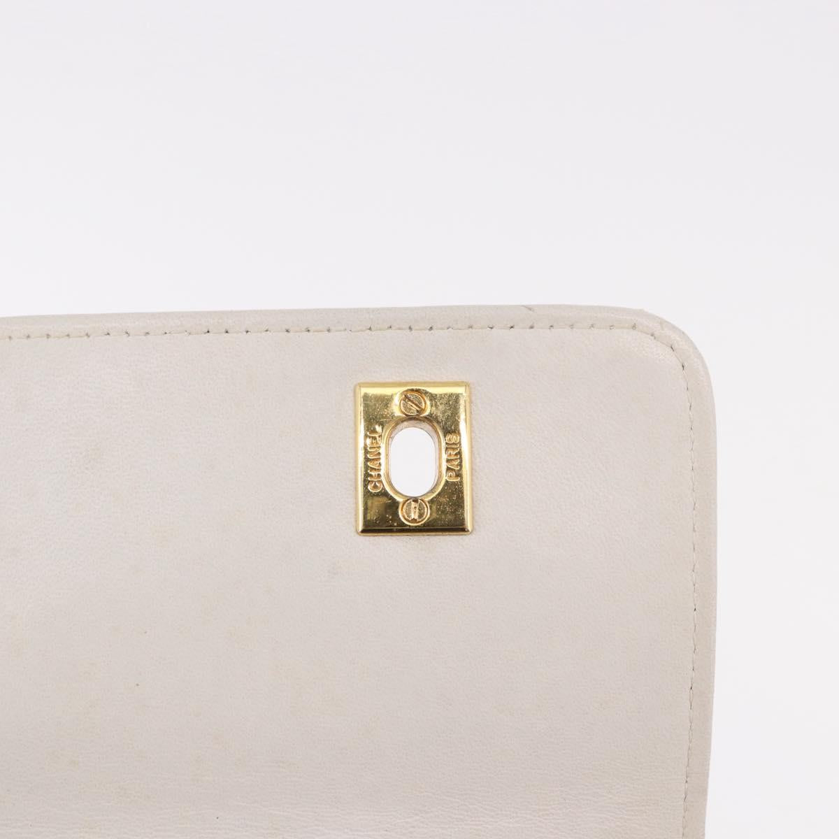 CHANEL Double Turn Lock Matelasse Chain Bag Lamb Skin White CC Auth 190079SAV