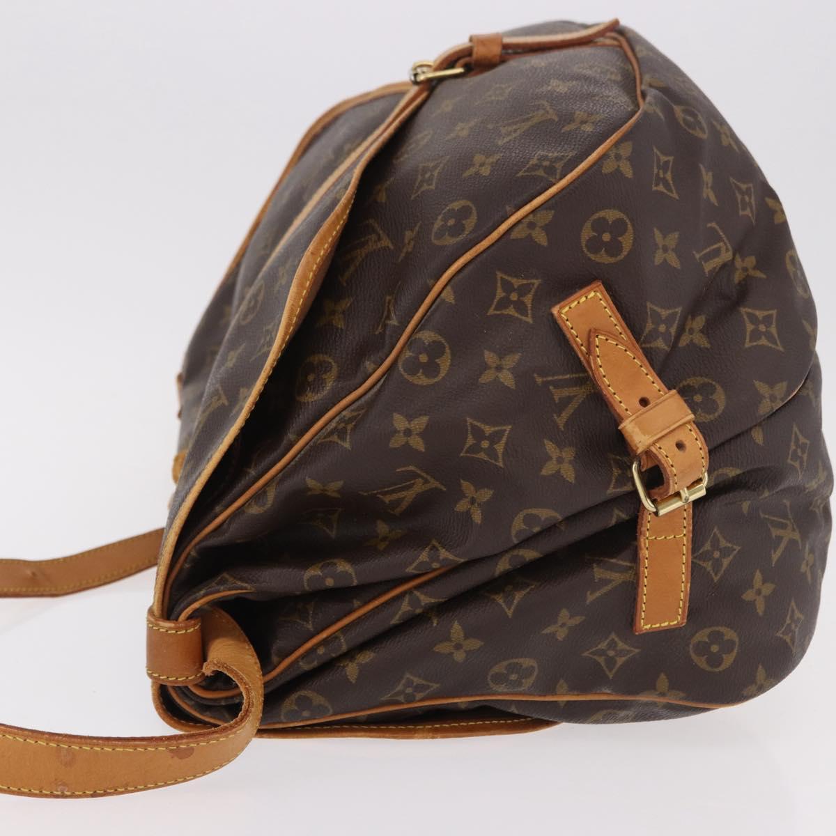 LOUIS VUITTON Monogram Saumur 35 Shoulder Bag M42254 LV Auth 190105A
