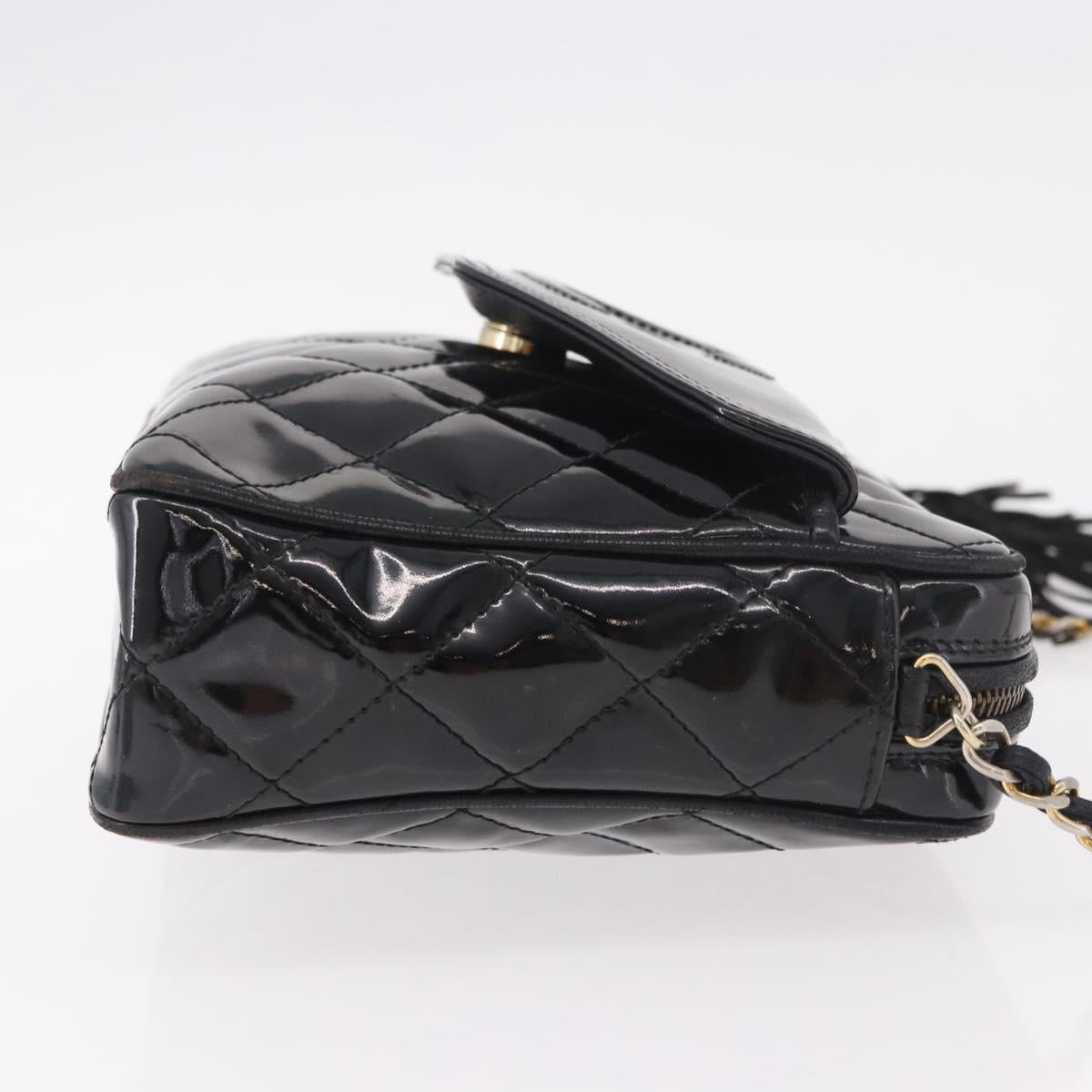 CHANEL Matelasse Chain Shoulder Bag Patent leather Black Gold CC Auth 190111A