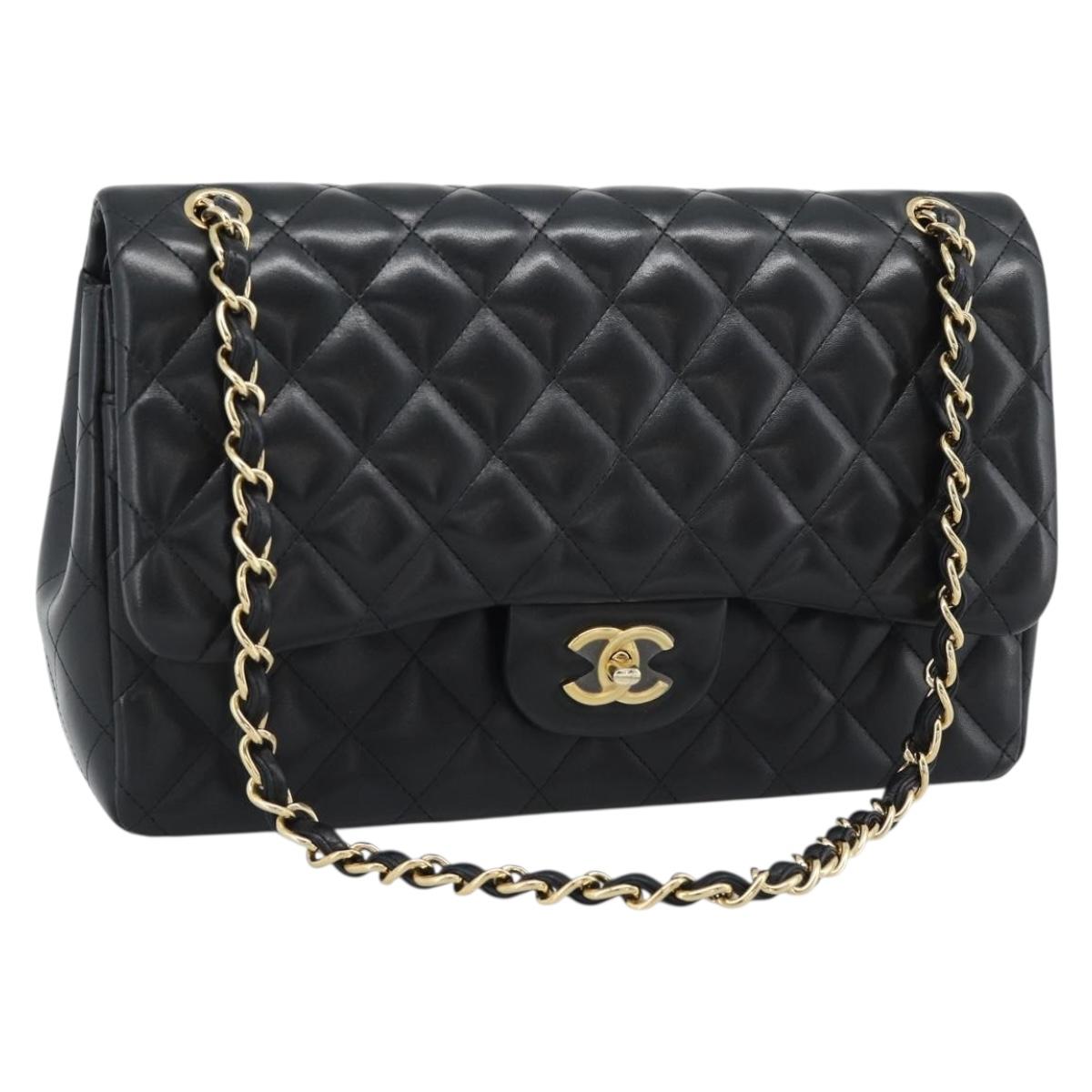 CHANEL Matelasse 30 Chain Shoulder Bag Lamb Skin Gold Black CC Auth 190118SAM