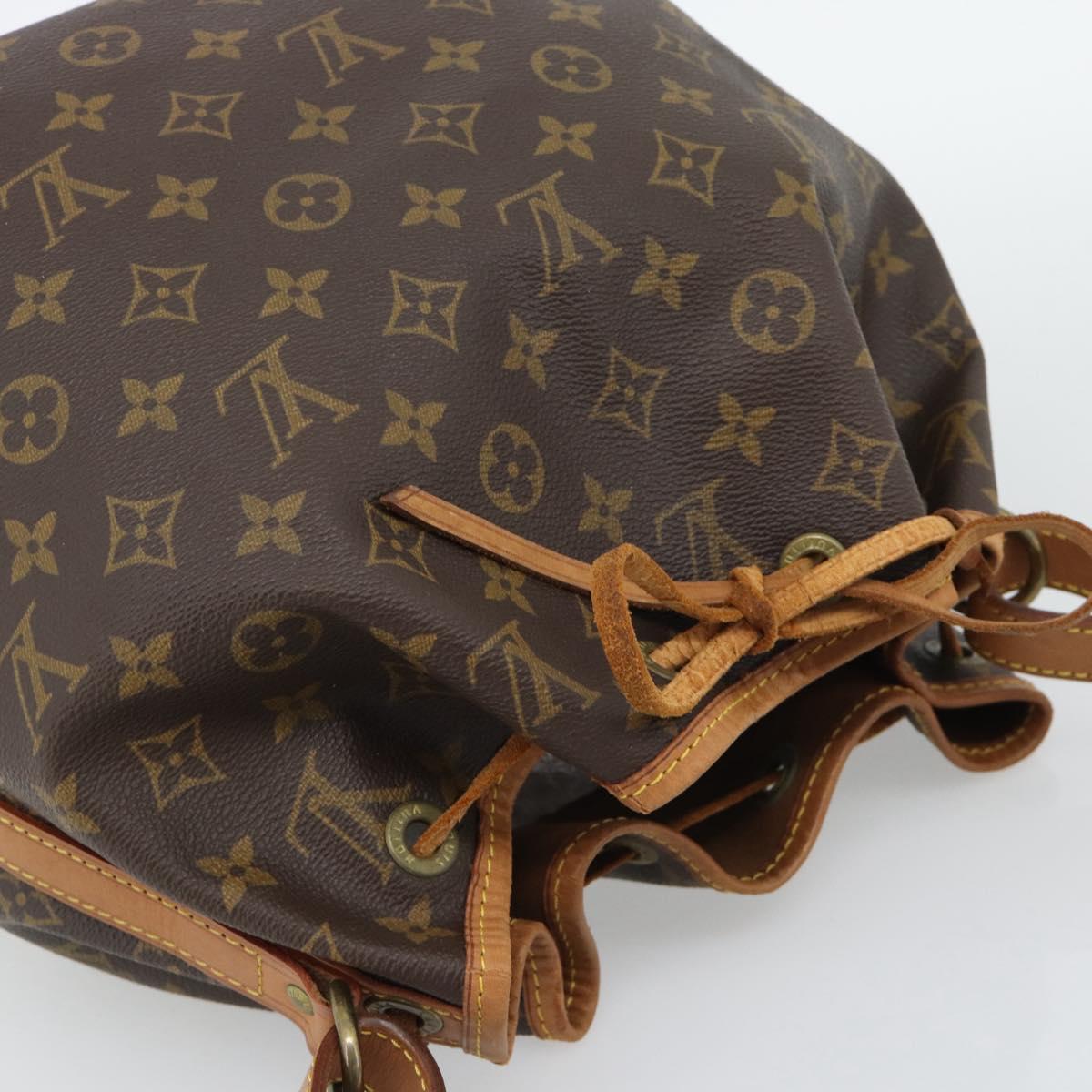 LOUIS VUITTON Monogram Petit Noe Shoulder Bag M42226 LV Auth 190167A