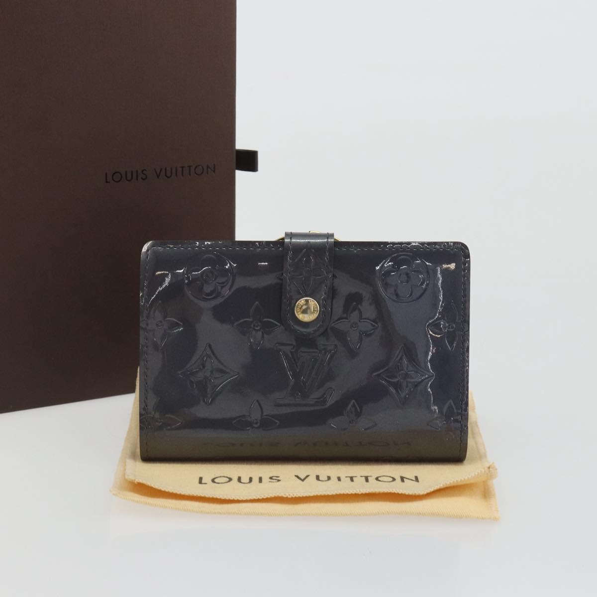 LOUIS VUITTON Vernis Porte Monnaie Viennois Wallet Violet LV Auth 190224A